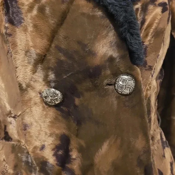 1960s imitation fur coat - Picture 5 of 12